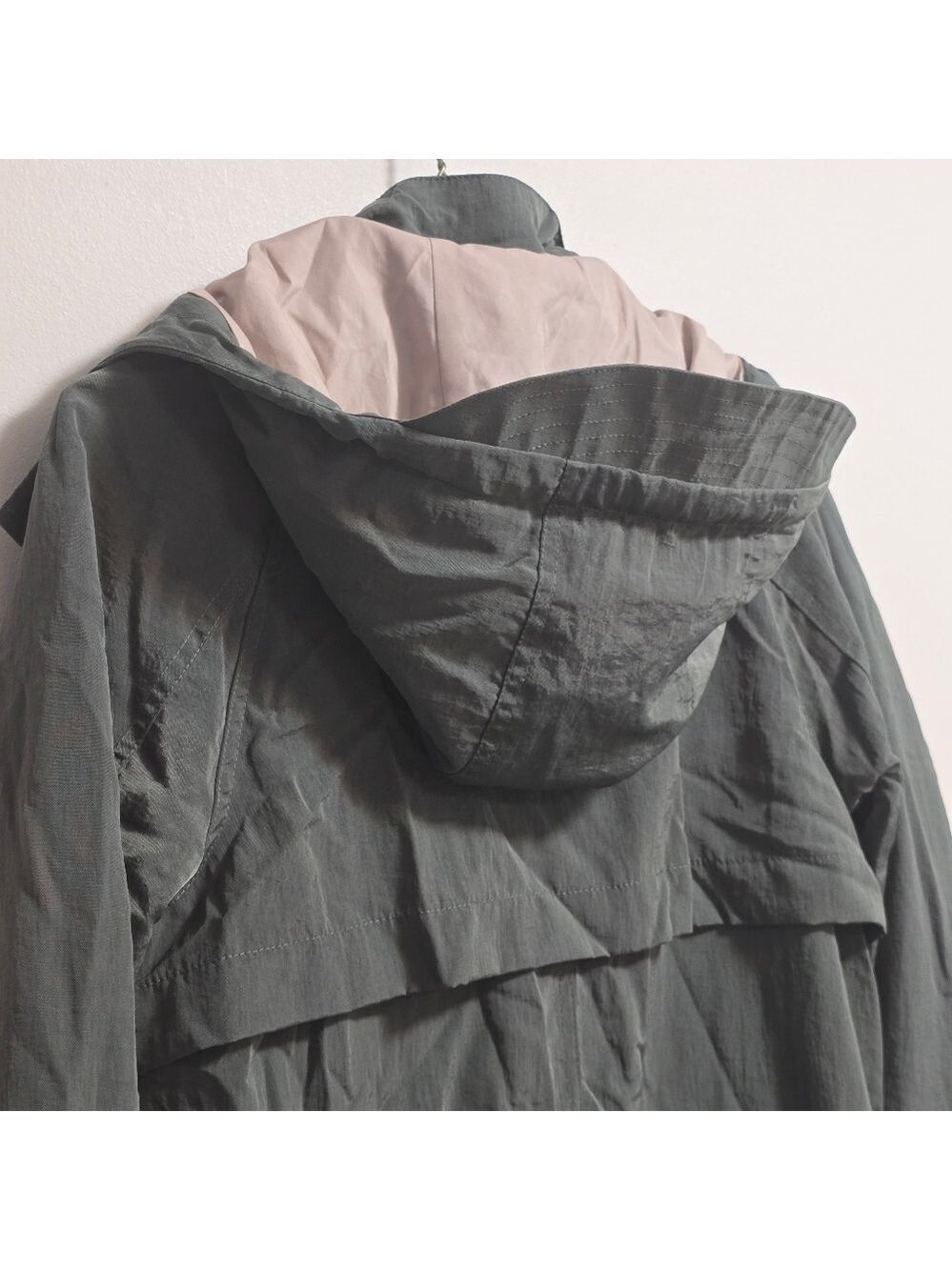Detachable Hooded Waterproof Utility Military Jacket With Deep Red Zipper Size M - Picture 9 of 10